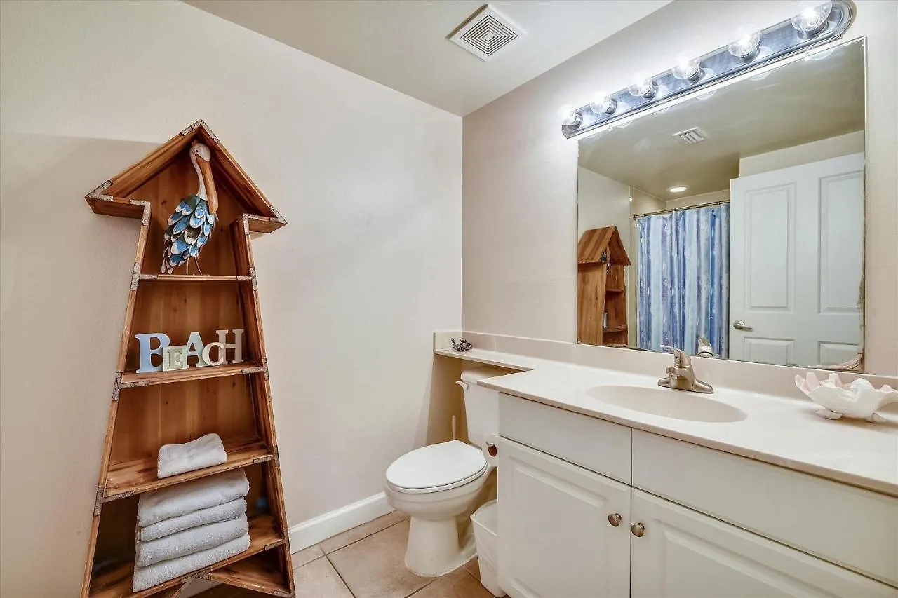 Apartment Shores Of Panama 2330 - 1 Bedroom Bunk Area Sleeps 6, Beautiful Direct Beach View! Free Fun! Condo Panama City Beach United States