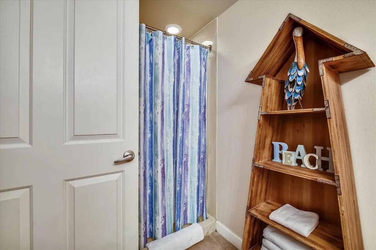 Apartment Shores Of Panama 2330 - 1 Bedroom Bunk Area Sleeps 6, Beautiful Direct Beach View! Free Fun! Condo Panama City Beach