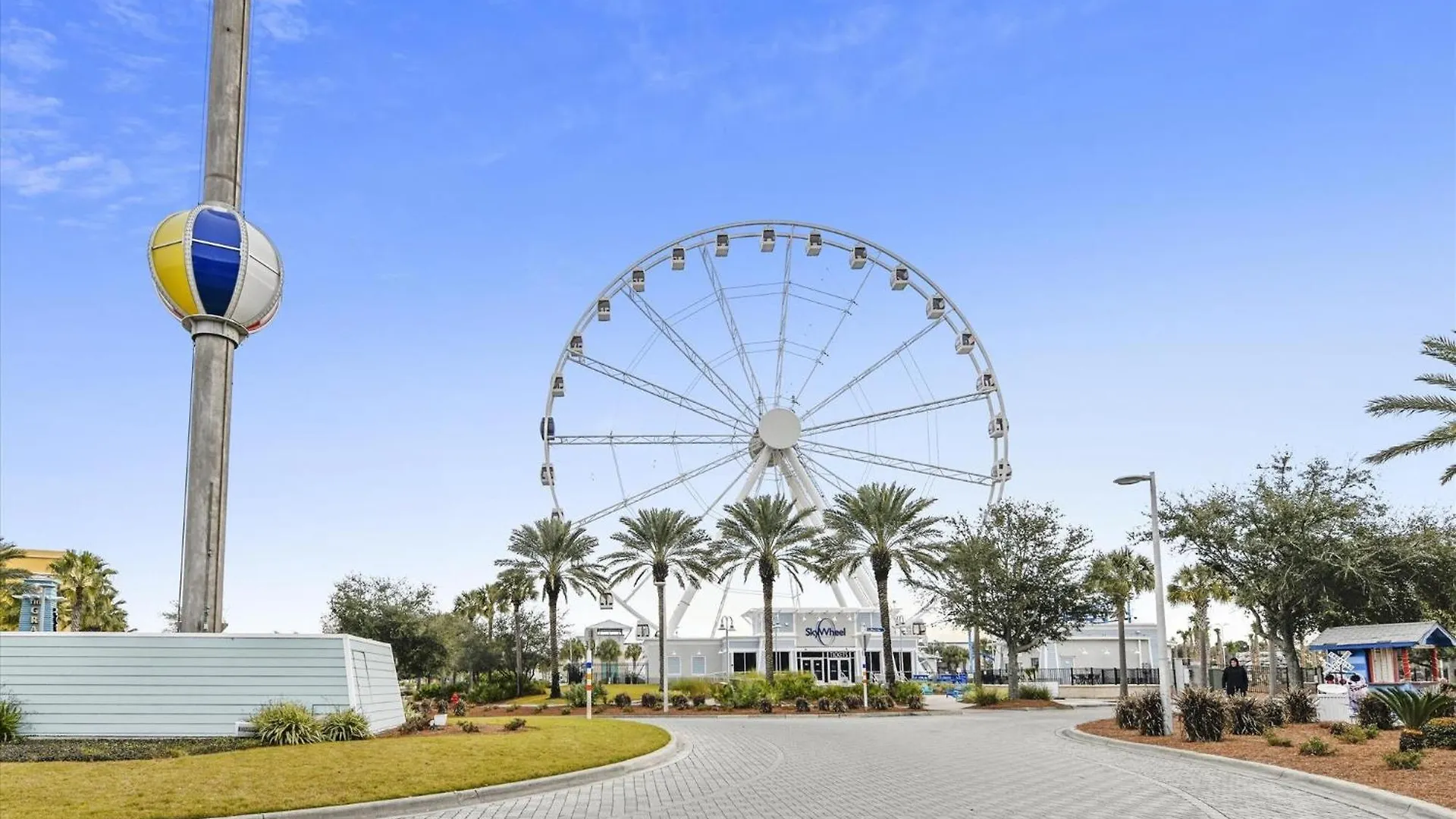 Shores Of Panama 2330 - 1 Bedroom Bunk Area Sleeps 6, Beautiful Direct Beach View! Free Fun! Condo Panama City Beach United States
